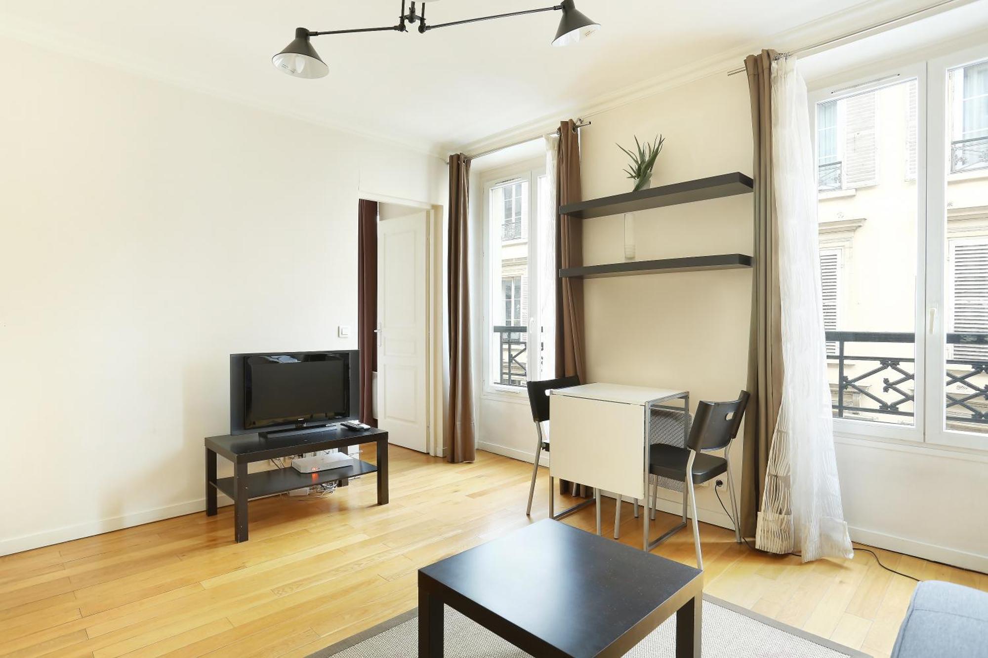 Pick A Flat'S Apartments In Batignolles - Rue Biot París Exterior foto