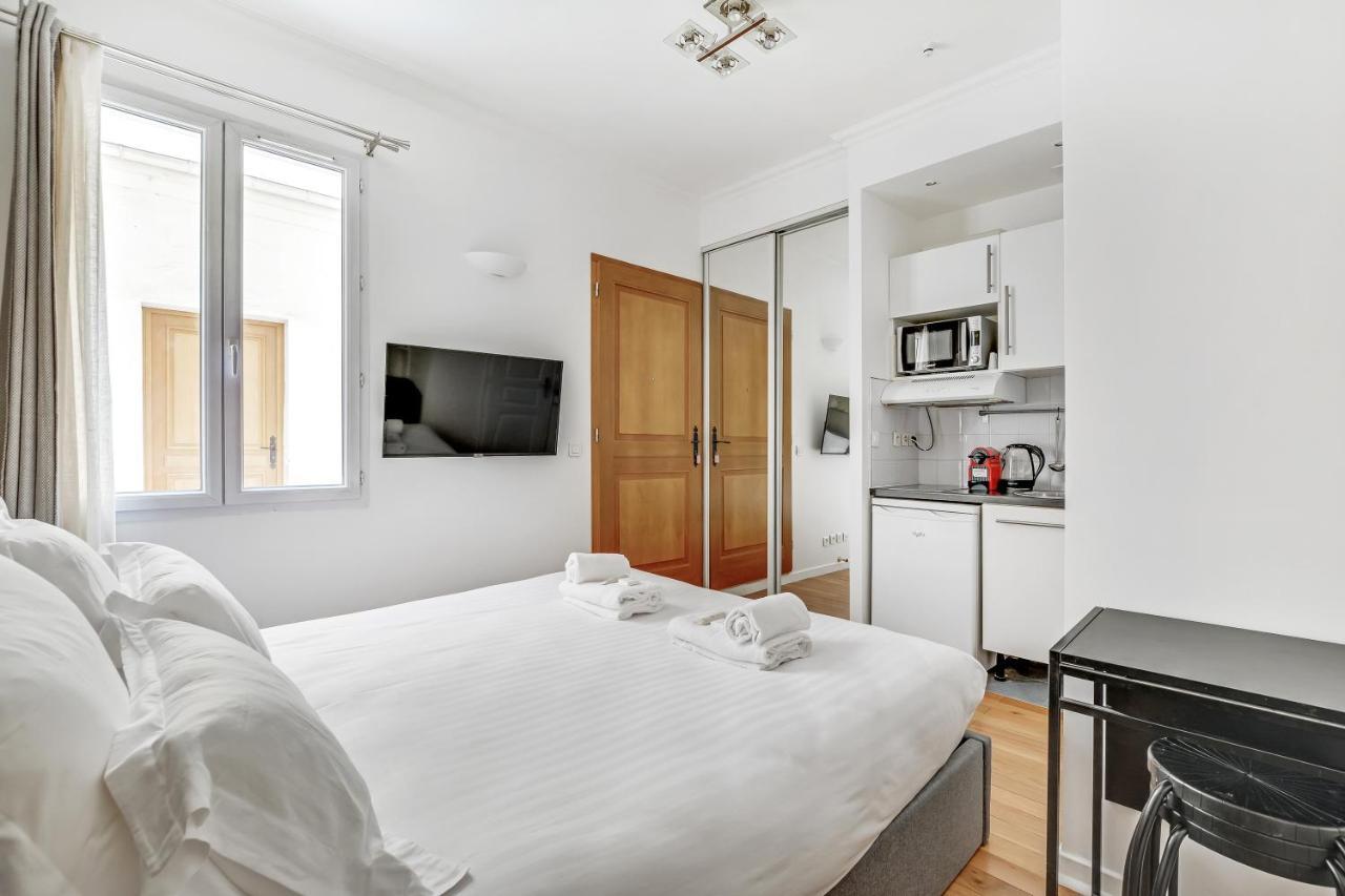 Pick A Flat'S Apartments In Batignolles - Rue Biot París Exterior foto